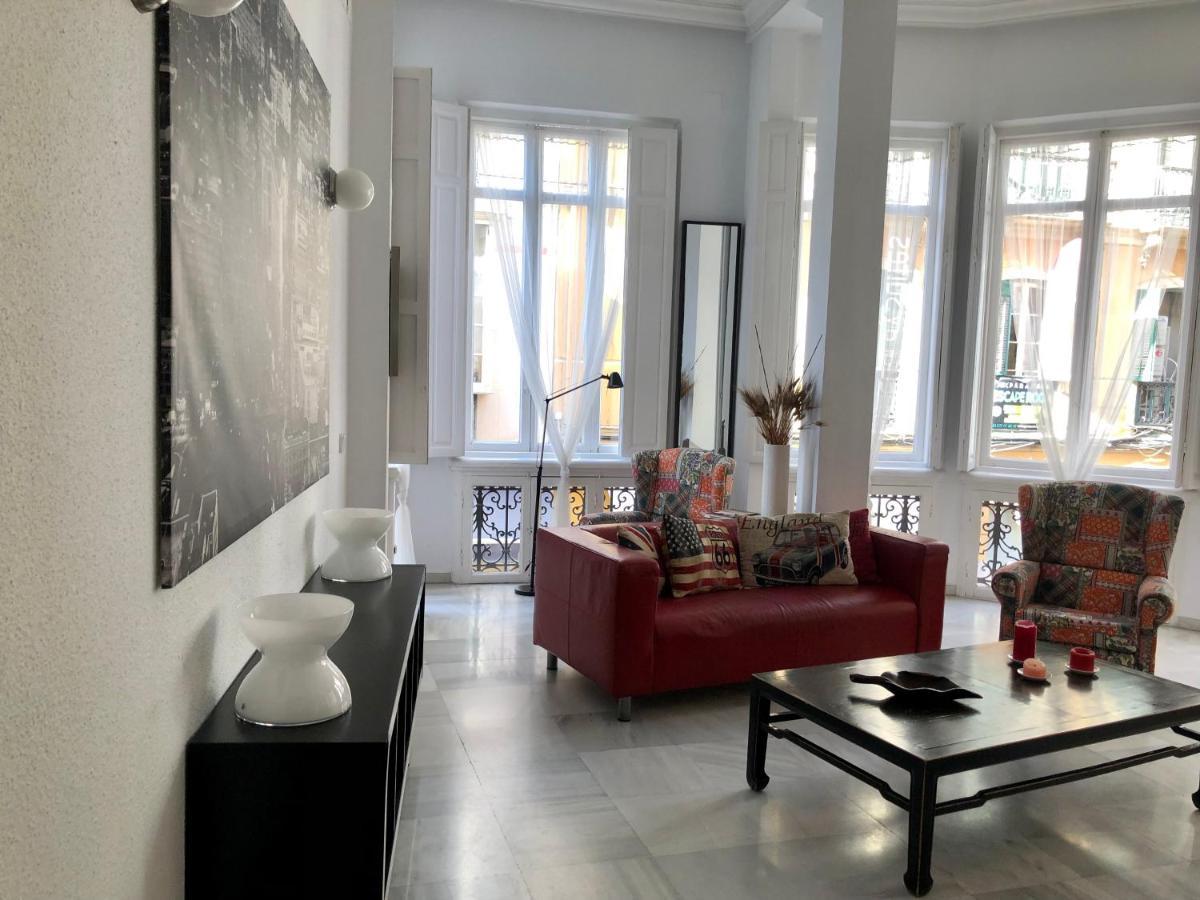 Echegaray Suites Apartment